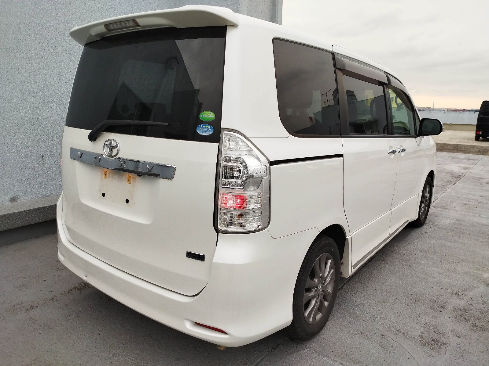 2013 Toyota Voxy